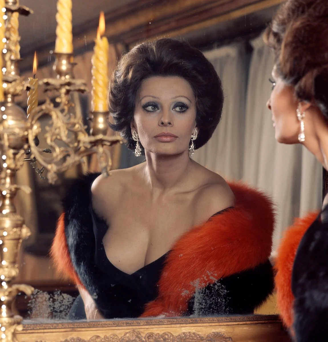 Италия софи лорен. Софи Лорен. Софи Лорен 1964. Sophia Loren в молодости. Софи Лорен 1958.