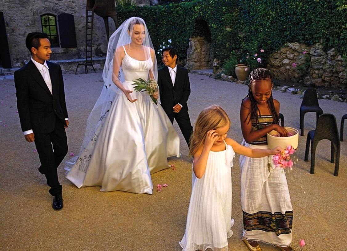 Анджелина Джоли и Брэд Питт свадьба