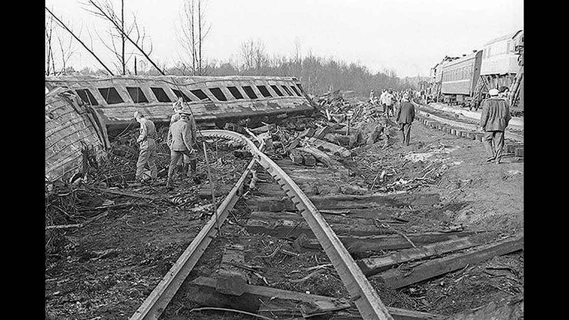 Аша Улу Теляк Железнодорожная катастрофа на перегоне 1989