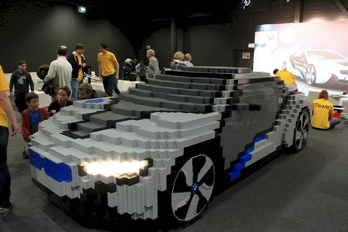 BMW i8 лего
