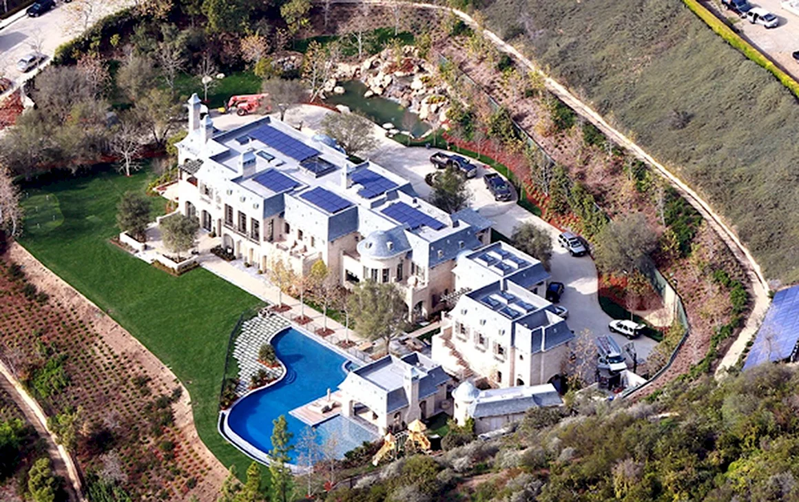 Дом Тома Брэди в Лос-Анджелесе