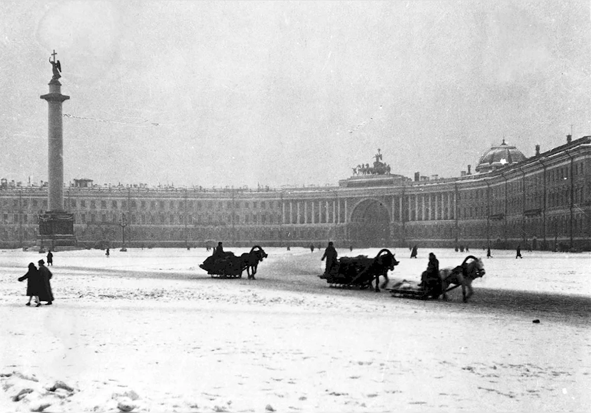 Дворцовая площадь 1930е годы