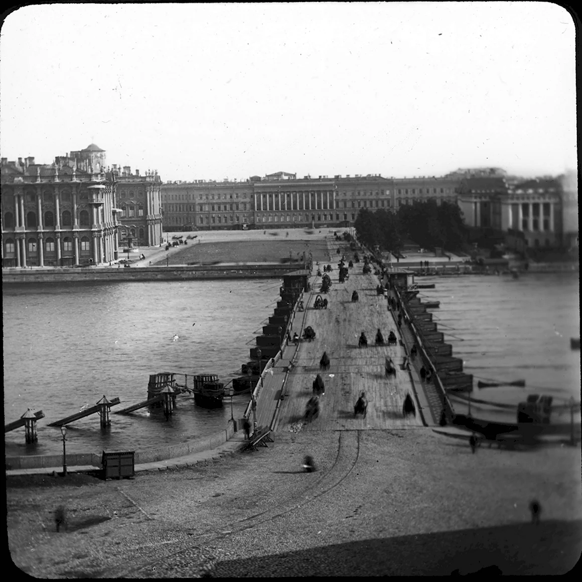 Дворцовый мост плашкоутный Санкт Петербург