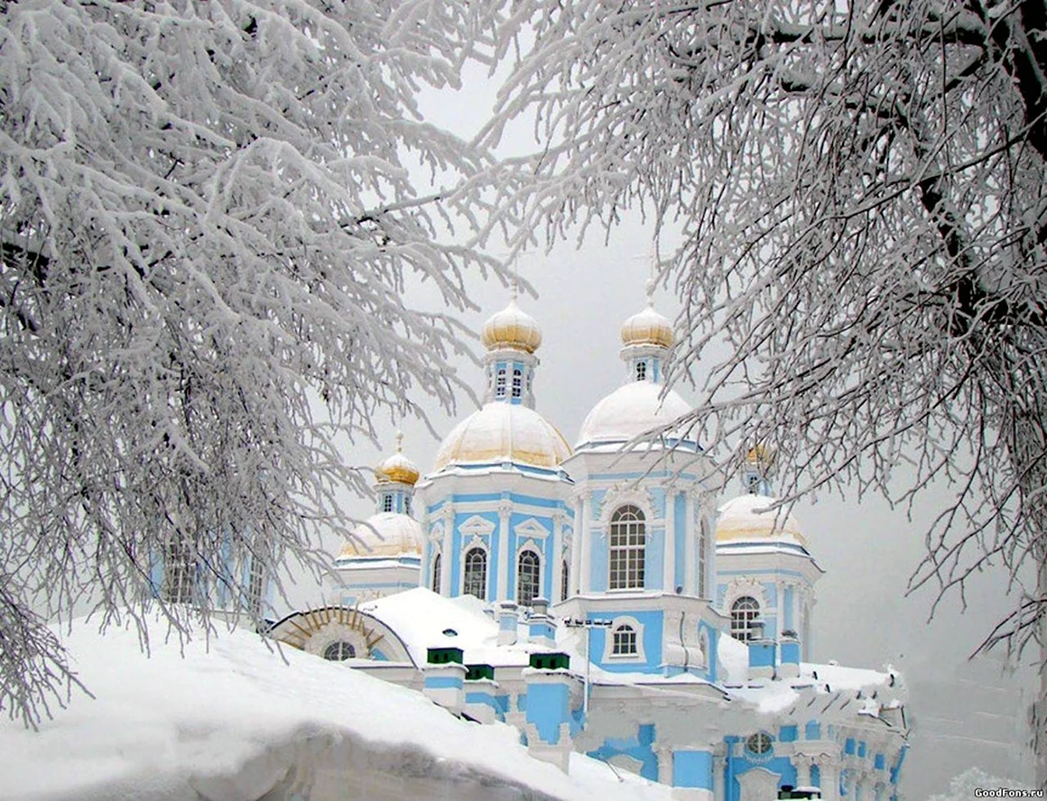 Храм зима