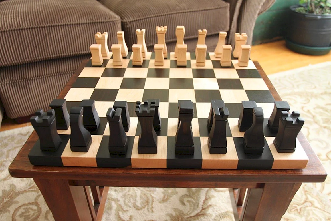 Квадратные шахматные фигуры