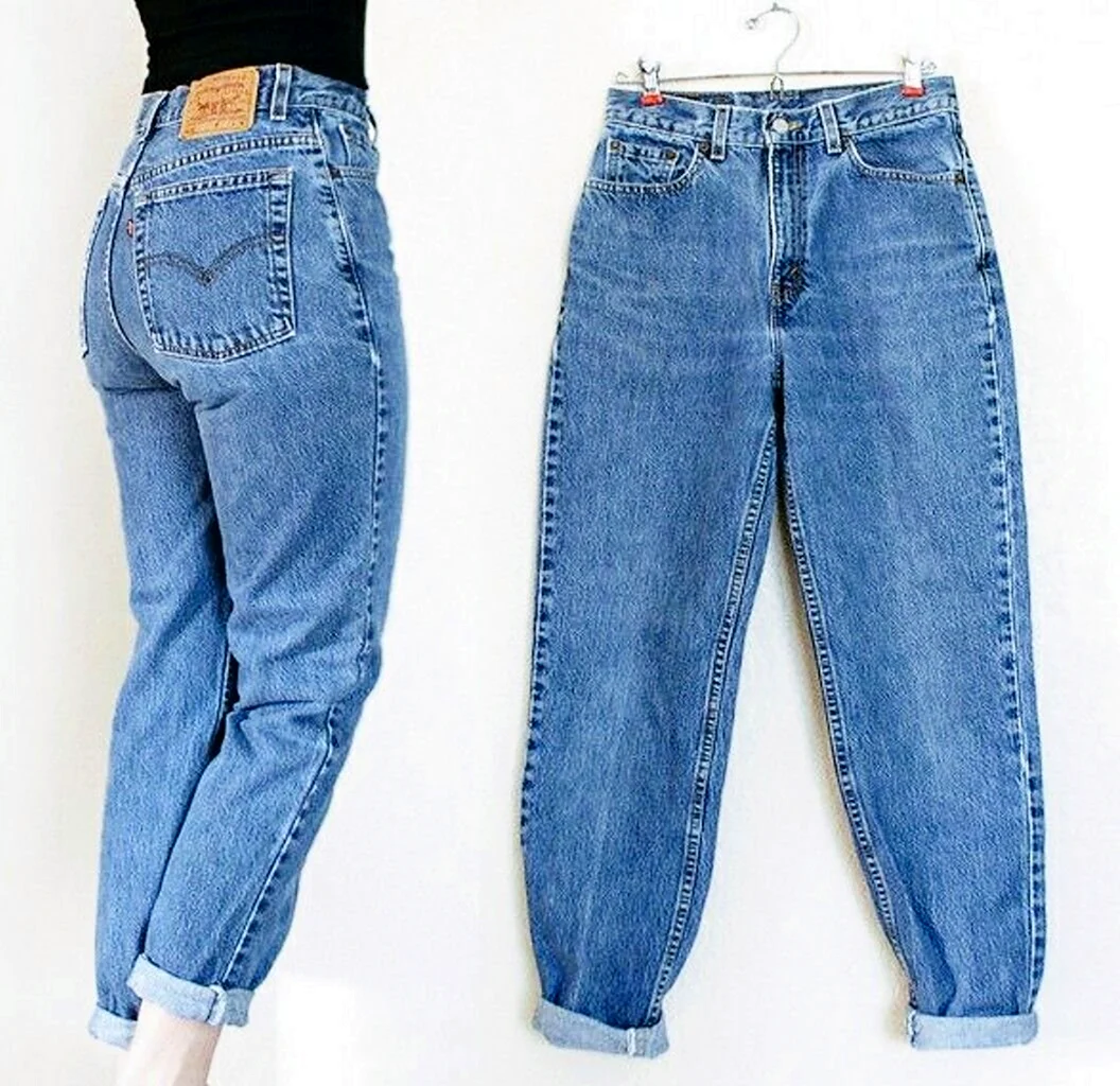 Levis 80s mom Jeans