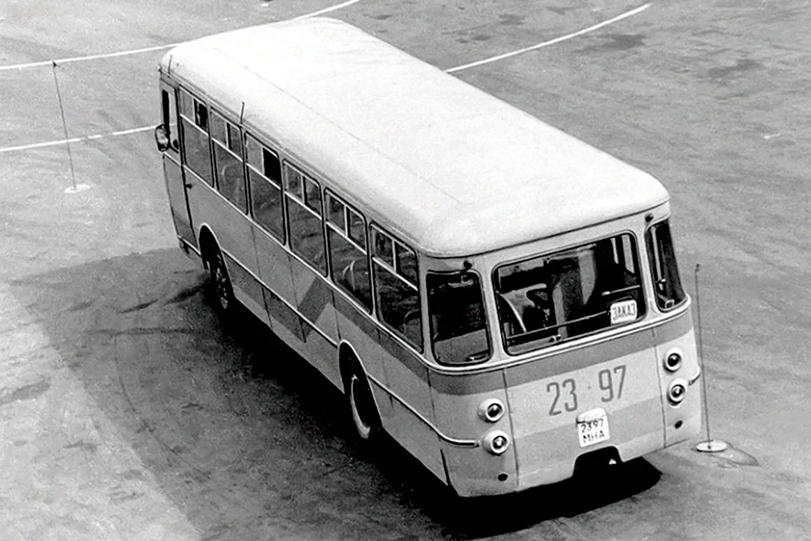 ЛИАЗ 677 1967