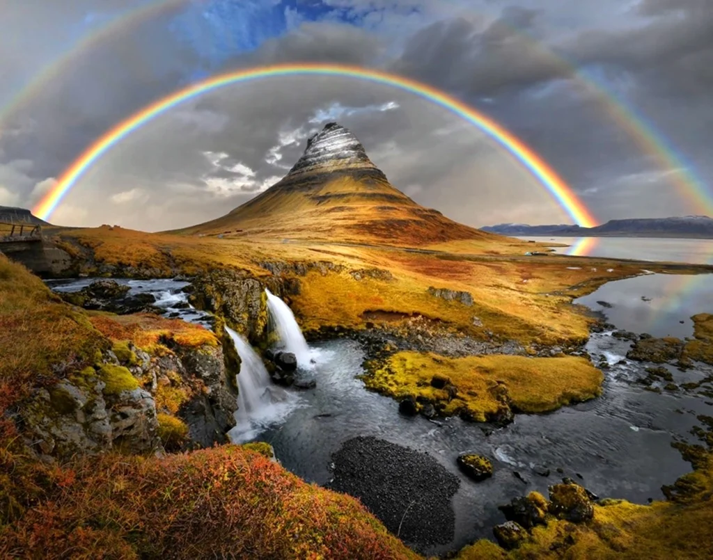 Mount Kirkjufell Исландия