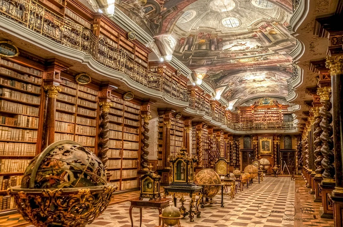 Национальная библиотека Прага Клементинум