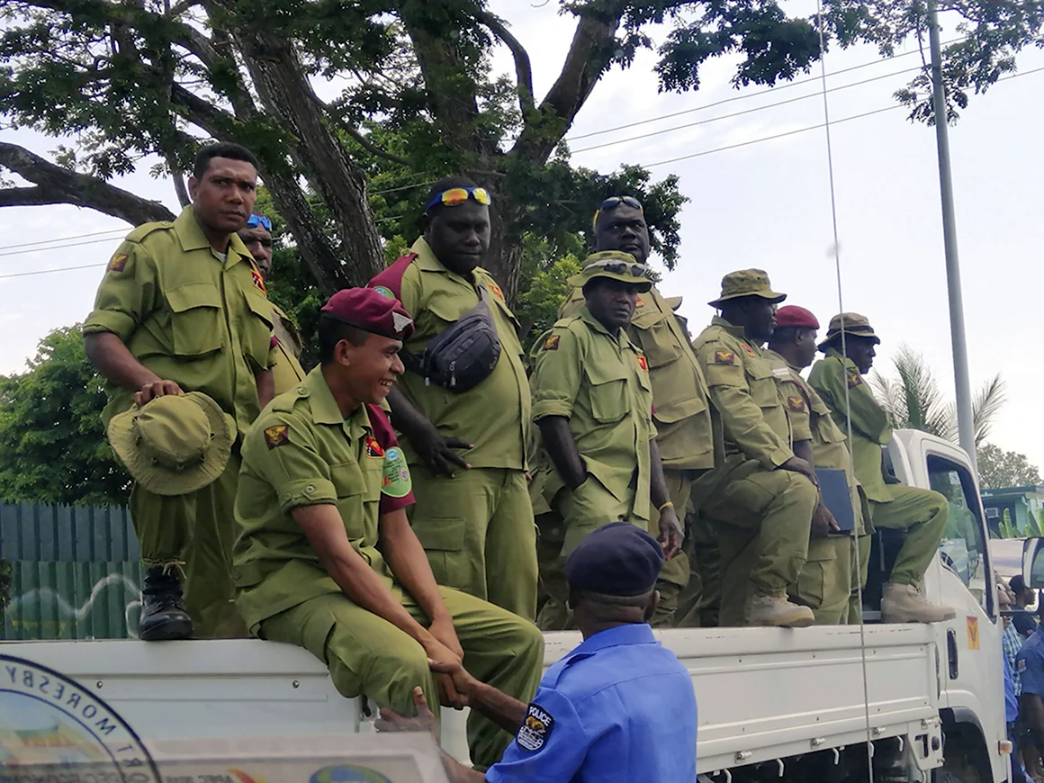 Полиция Папуа новой Гвинеи