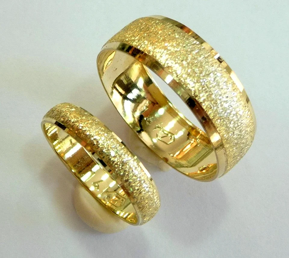 Свадебные кольца золотые