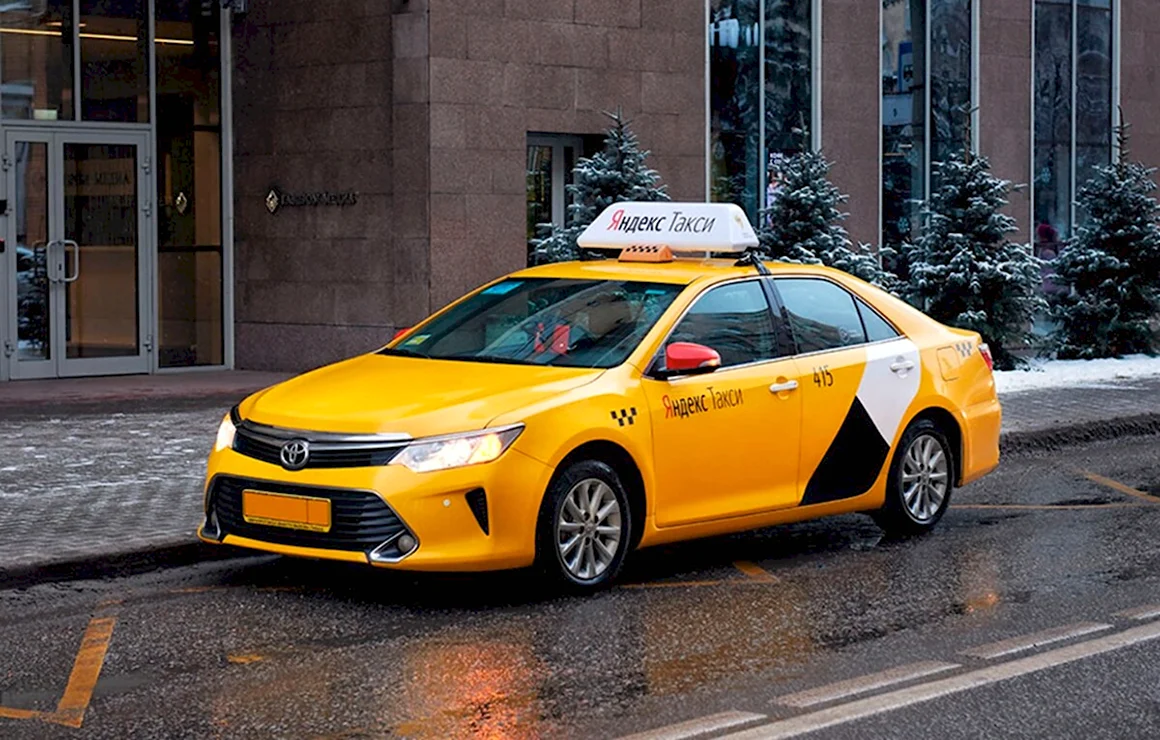 Toyota Camry 2020 такси