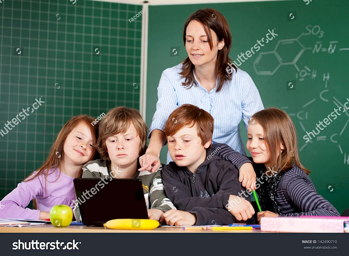 Учитель и дети