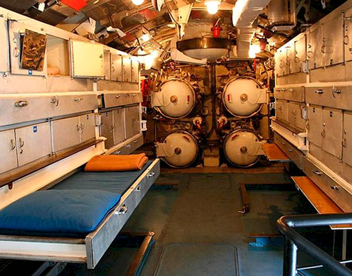 Внутри подводной лодки Барракуда