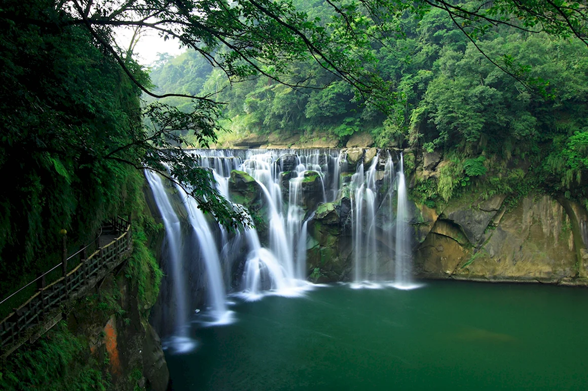 Водопад Шифен Тайвань