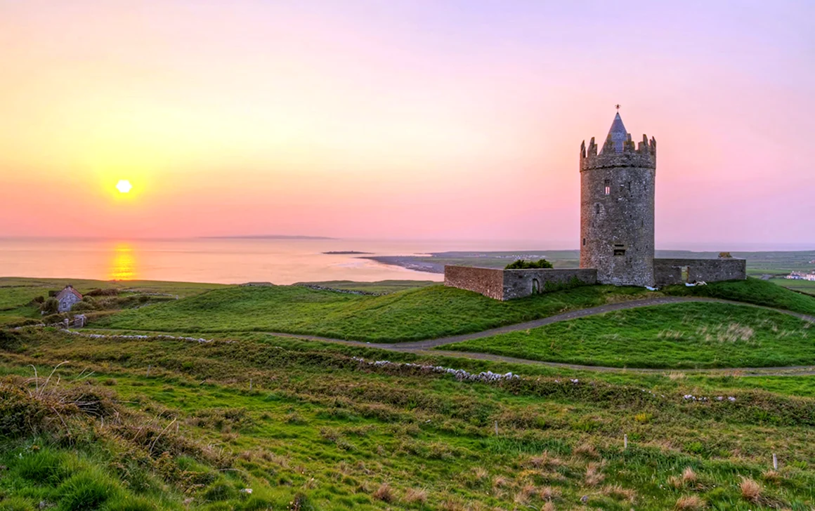 Замок Дунагор Ирландия
